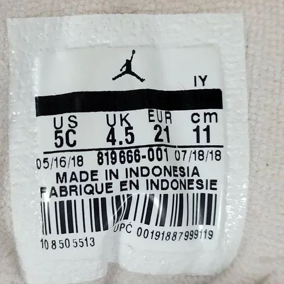 Nike Air Jordan Retro 12 Dessert Sand / Purple Sneakers Kids Size 5C 8196666-001 - Picture 9 of 9